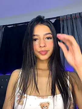 Snapshot of katy_cutie_ chatting on 14, 10, 2025 katy cutie online show from 14, 10, 2025