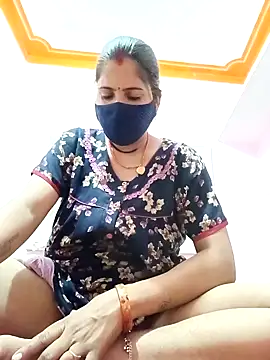 Snapshot of Sexi_savitri chatting on 9, 10, 2025 Sexi savitri online show from 9, 10, 2025
