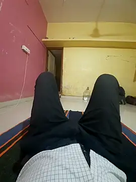 choot paglu online show from 13, 10, 2025