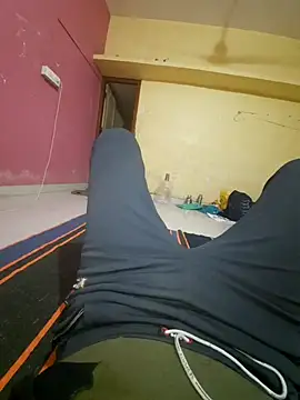 choot paglu online show from 7, 11, 2025