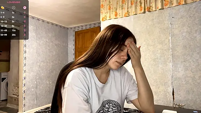 Snapshot of Lia_rise chatting on 28, 9, 2025 Lia rise online show from 28, 9, 2025