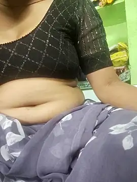 Snapshot of Hot_pooja55 chatting on 24, 9, 2025 Hot pooja55 online show from 24, 9, 2025