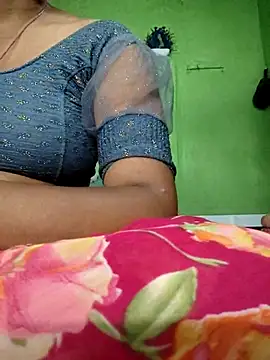 Snapshot of Hot_pooja55 chatting on 25, 9, 2025 Hot pooja55 online show from 25, 9, 2025