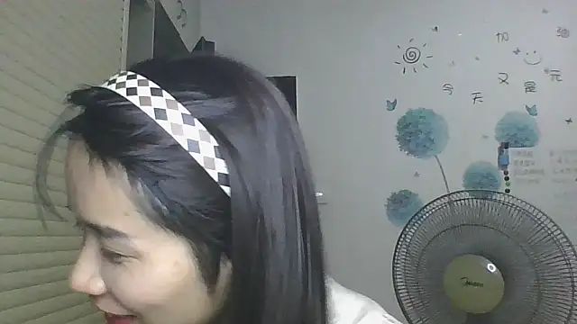Snapshot of Monice1314 chatting on 25, 9, 2025 Monice1314 online show from 25, 9, 2025