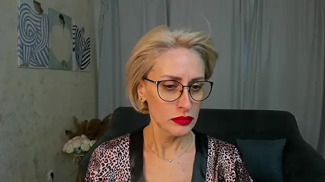 Snapshot of PamellaMurphy chatting on 25, 9, 2025 PamellaMurphy online show from 25, 9, 2025
