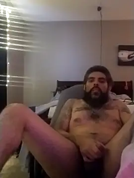 hornylatino702 online show from 26, 2, 2026