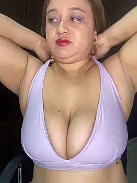 Snapshot of Miaa_velvett chatting on 22, 9, 2025 Miaa velvett online show from 22, 9, 2025