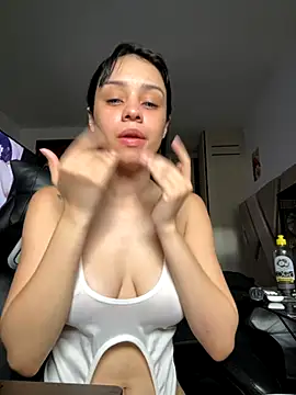 AYTANA CORBERO online show from 17, 9, 2025