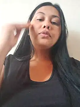 Snapshot of Alessandraa- chatting on 21, 6, 2026 Alessandraa- online show from 21, 6, 2026