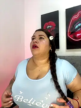 Snapshot of SafiroFer chatting on 2, 10, 2025 SafiroFer online show from 2, 10, 2025