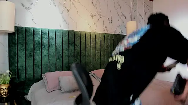 MrJustin  online show from 17, 10, 2025