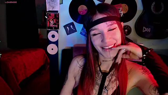 lilithword online show from 12, 10, 2025