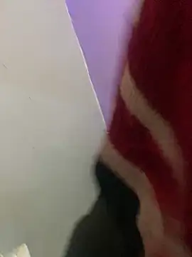 Snapshot of mohamed75893 chatting on 8, 11, 2025 mohamed75893 online show from 8, 11, 2025