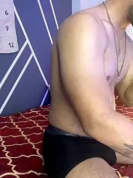 Snapshot of ohyeahkarry chatting on 8, 9, 2025 ohyeahkarry online show from 8, 9, 2025
