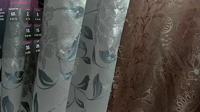 iamCharlotte19 online show from 11, 9, 2025