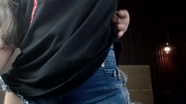 Snapshot of alice_coopperx chatting on 15, 10, 2025 alice coopperx online show from 15, 10, 2025