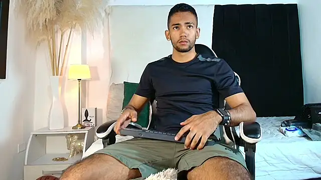 MaicolParker  online show from 26, 6, 2026