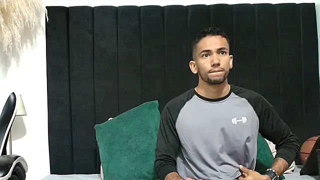 MaicolParker  online show from 13, 7, 2026