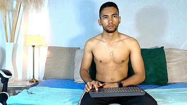 MaicolParker  online show from 24, 7, 2026