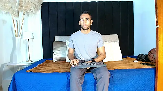 MaicolParker  online show from 25, 7, 2026