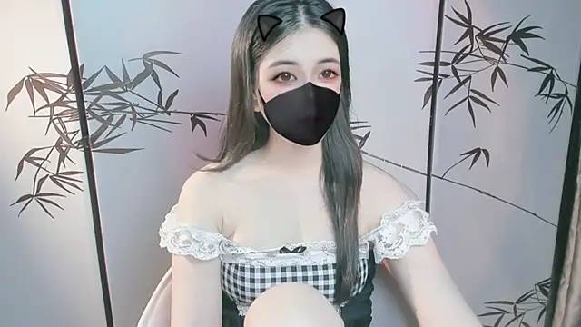 Sparkly Candy online show from 6, 11, 2025