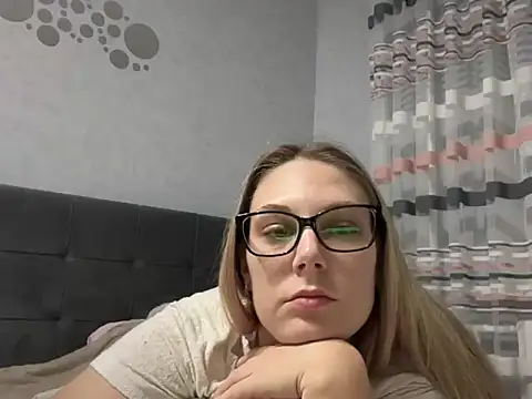 Snapshot of NikexPretty chatting on 10, 10, 2025 NikexPretty online show from 10, 10, 2025