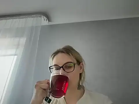 NikexPretty online show from 17, 3, 2026