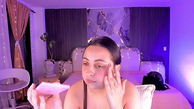 SarahCastro1  online show from 7, 7, 2026