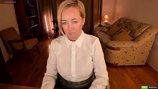 sexmom8 online show from 14, 3, 2026