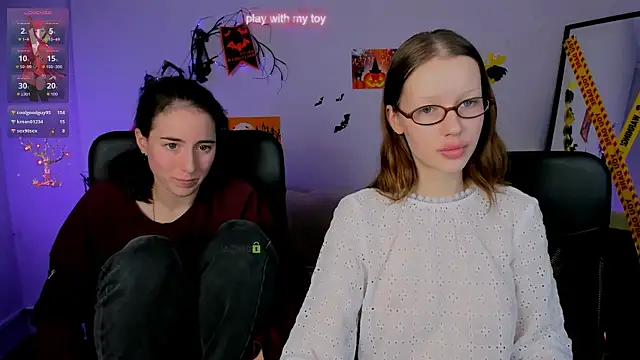 Snapshot of daisy_baby1 chatting on 26, 10, 2025 daisy baby1 online show from 26, 10, 2025
