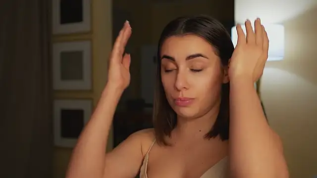 KateCarrey online show from 10, 10, 2025