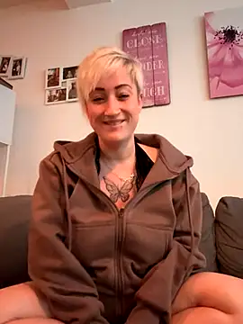 Snapshot of Rozendefotz chatting on 30, 9, 2025 Rozendefotz online show from 30, 9, 2025