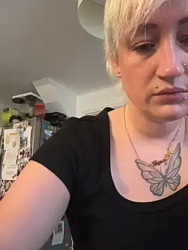 Snapshot of Rozendefotz chatting on 13, 10, 2025 Rozendefotz online show from 13, 10, 2025