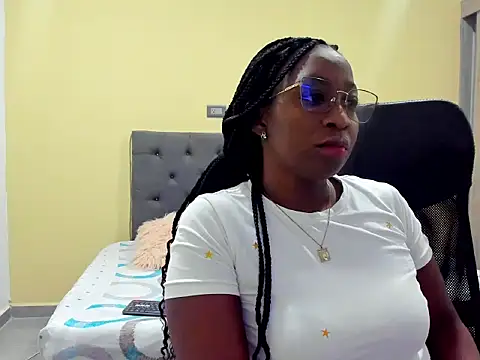 Snapshot of AndreaRossii1 chatting on 23, 9, 2025 AndreaRossii1 online show from 23, 9, 2025