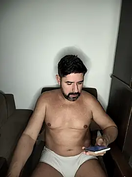 Snapshot of Gatoo_rj chatting on 18, 9, 2025 Gatoo rj online show from 18, 9, 2025