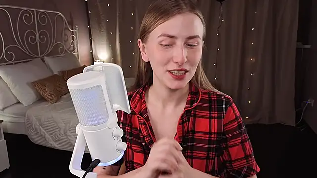 VesperaCeleste online show from 12, 11, 2025