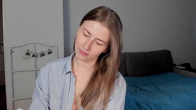 VesperaCeleste online show from 10, 1, 2026