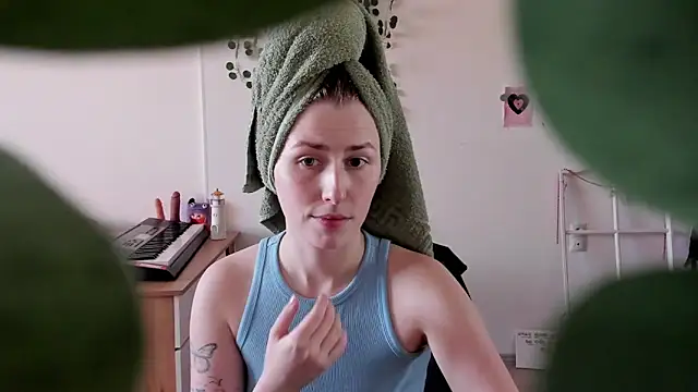 VesperaCeleste online show from 2, 3, 2026