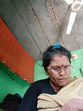 Manavi x online show from 19, 5, 2026