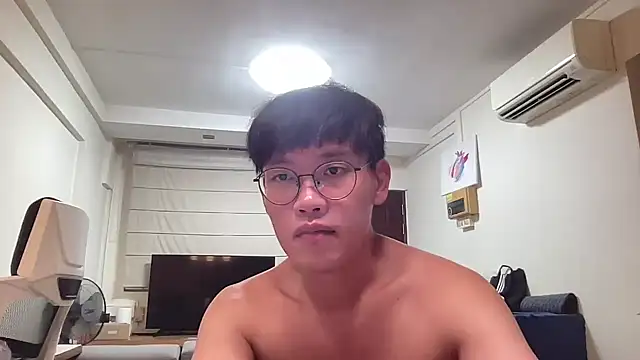 Passionatetwink2 online show from 17, 7, 2026