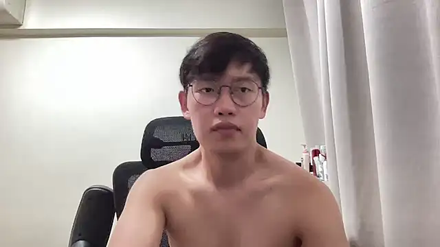 Passionatetwink2 online show from 23, 7, 2026