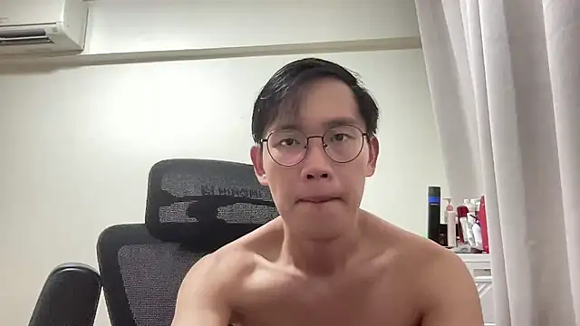 Passionatetwink2 online show from 29, 7, 2026