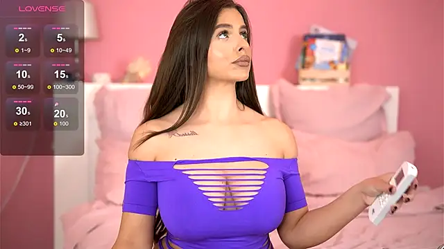 DeborahLowe online show from 17, 11, 2025