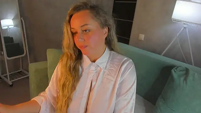 Snapshot of Sky_Kuper chatting on 2, 7, 2026 Sky Kuper online show from 2, 7, 2026