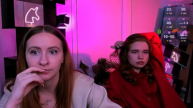 mila glow1 online show from 8, 11, 2025