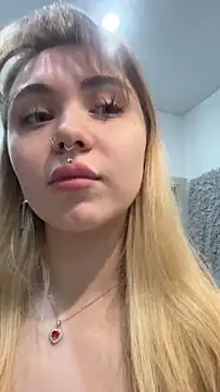 LunaMillie online show from 22, 12, 2025