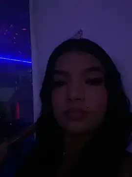 lola bn online show from 6, 11, 2025