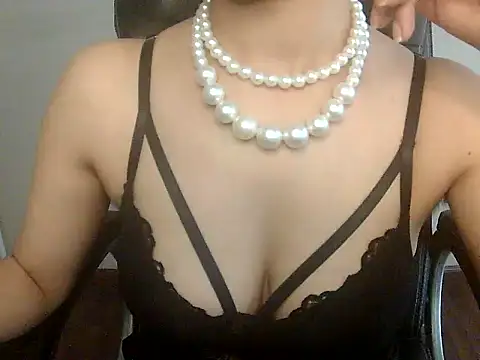 akankshapuri online show from 18, 9, 2025