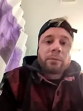 Snapshot of Chffbhf chatting on 21, 10, 2025 Chffbhf online show from 21, 10, 2025