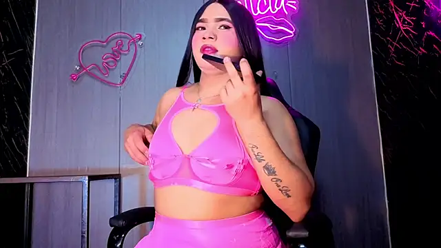 Karenn rosee online show from 29, 7, 2026